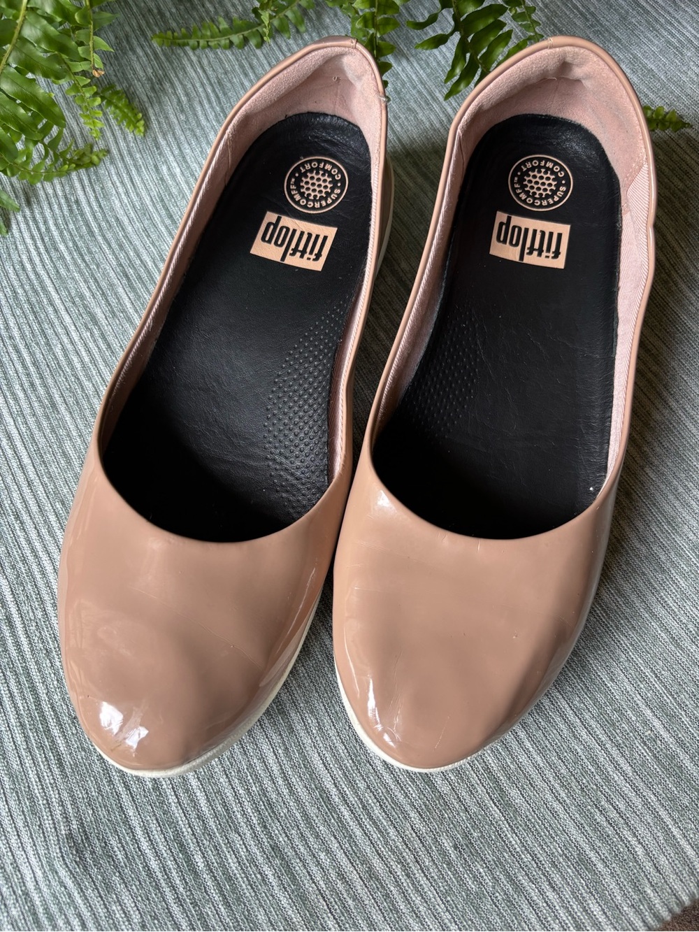 Fitflop Patent Ballet Flats in Light Nude Blush